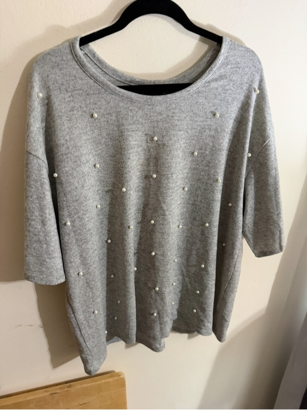 Lane Bryant Size 18/20 Heather Gray Pearl-Accent Knit Tee